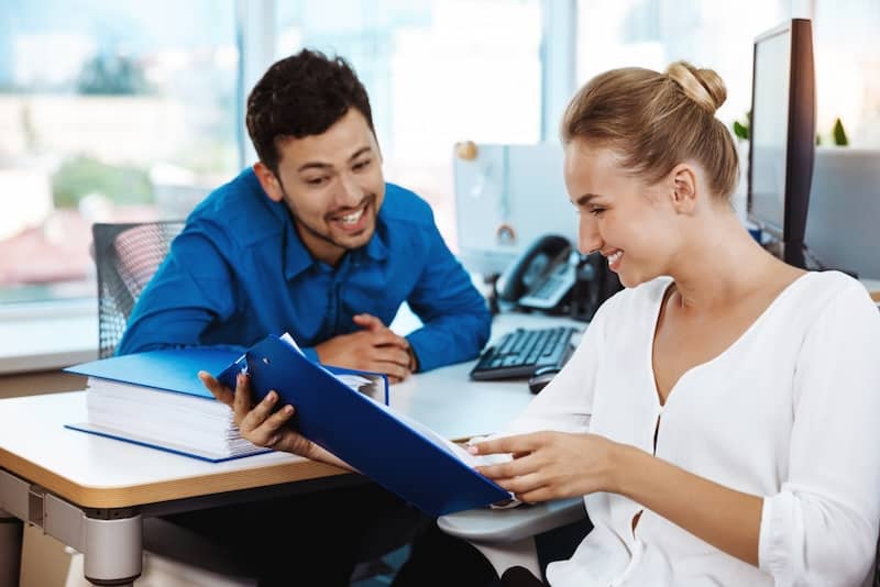 Employers Help Employees Navigate Insurance Cards